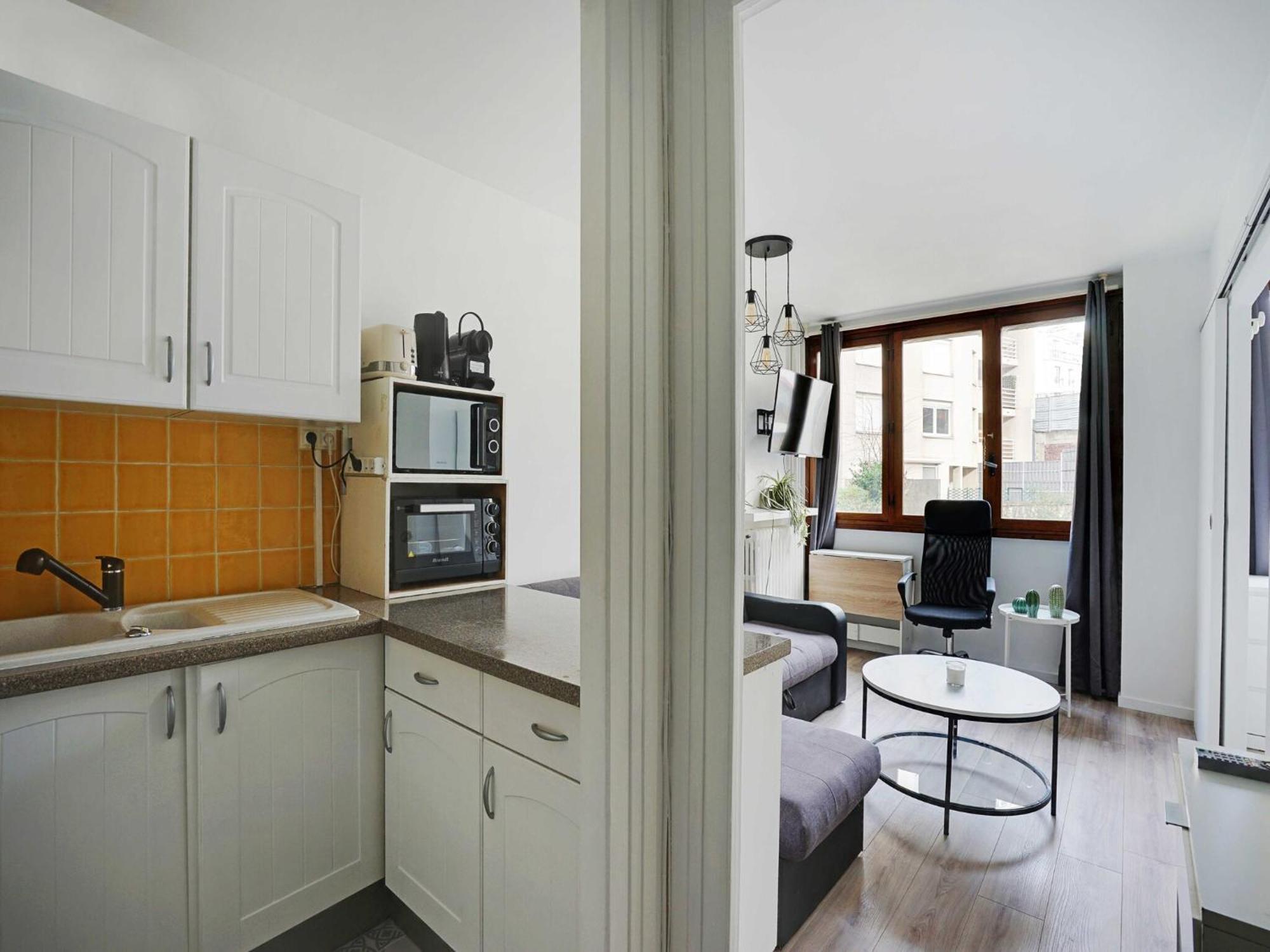 Apartment Charming 1bdr 2p 15th Exhibition Centre *